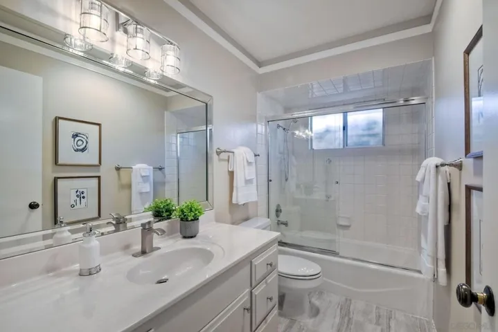 17145 Prado Place, San Diego, California 92128