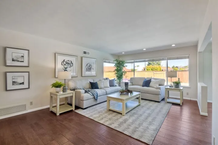 17145 Prado Place, San Diego, California 92128