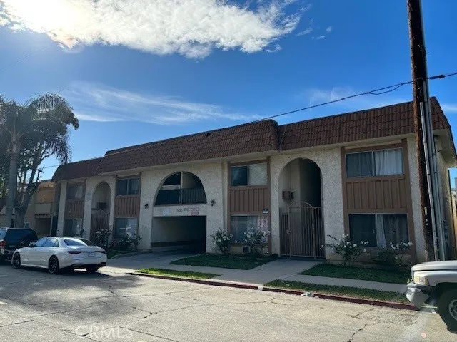 1416 N Spurgeon Street, Santa Ana, California 92701, ,Residential Income,For Sale,Spurgeon,OC24071887