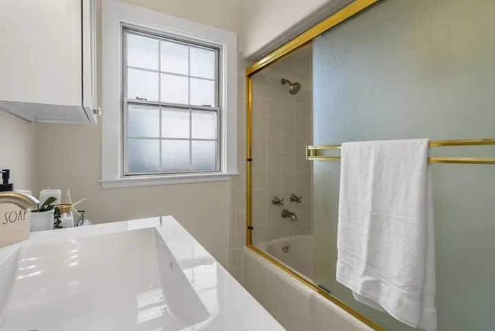 2640 Isabelle Avenue, San Mateo, California 94403