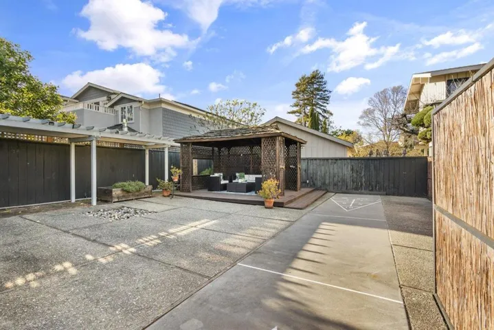 2640 Isabelle Avenue, San Mateo, California 94403