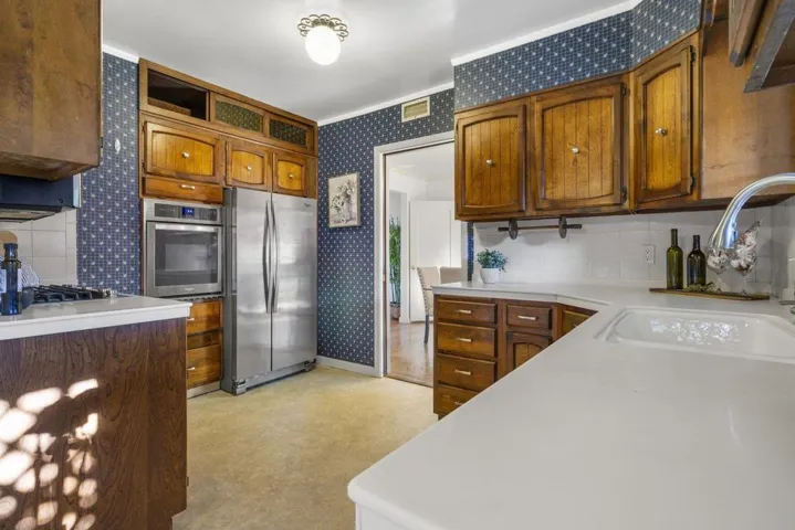 2640 Isabelle Avenue, San Mateo, California 94403