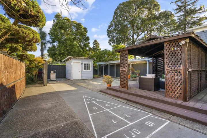 2640 Isabelle Avenue, San Mateo, California 94403