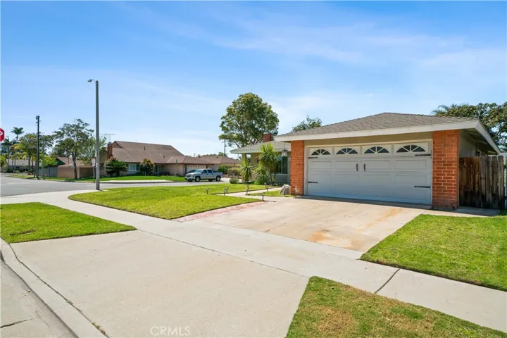 2414 N Eastwood Avenue, Santa Ana, California 92705