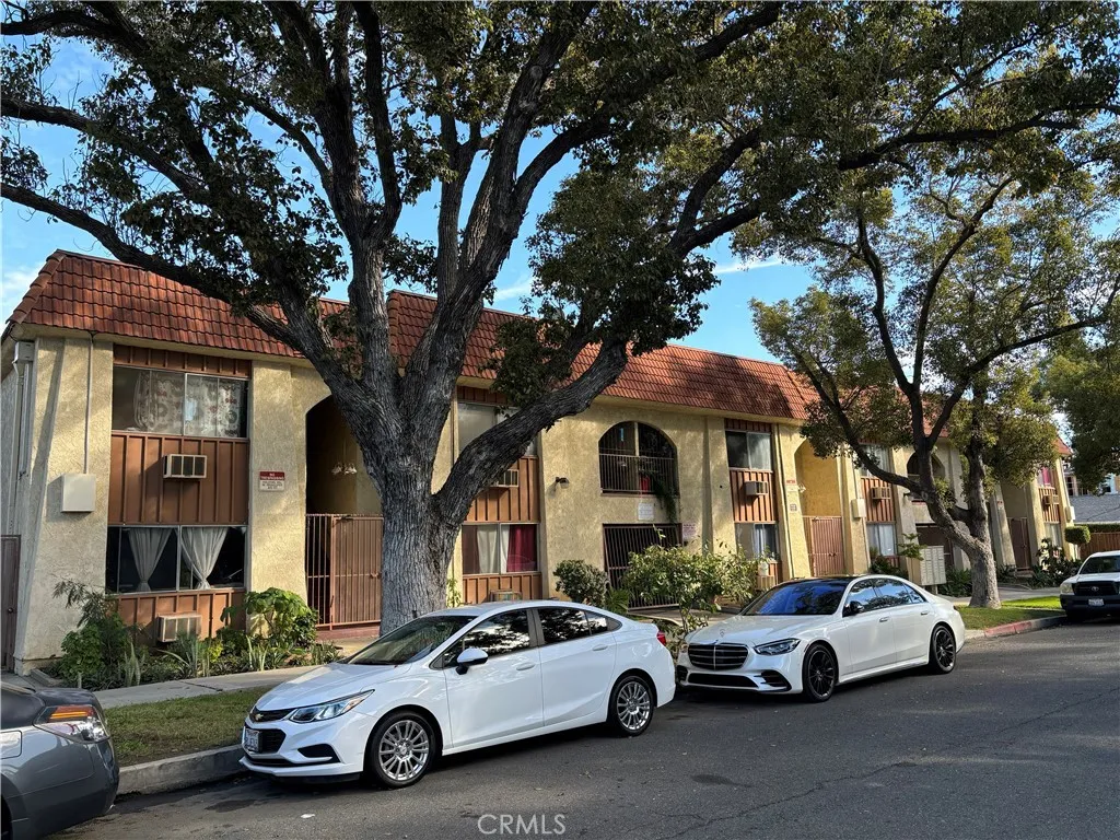 717 N Garfield Street, Santa Ana, California 92701, ,Residential Income,For Sale,Garfield,OC24071929