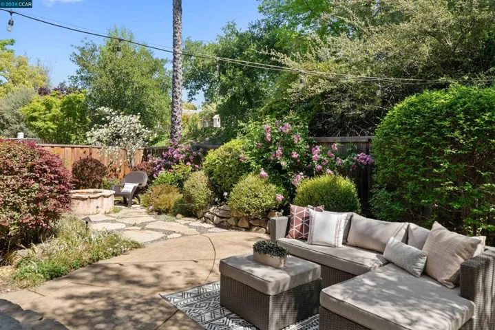 616 Montezuma Ct, Walnut Creek, California 94598