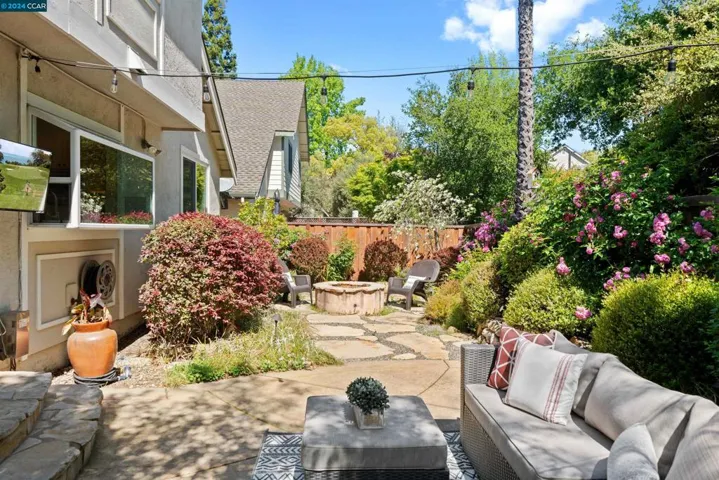 616 Montezuma Ct, Walnut Creek, California 94598
