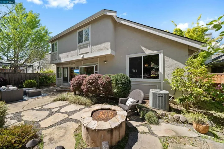 616 Montezuma Ct, Walnut Creek, California 94598