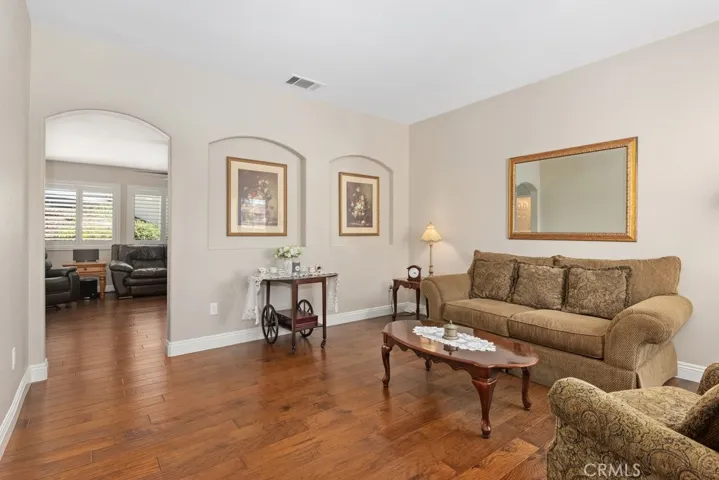 33859 Abbey Road, Temecula, California 92592