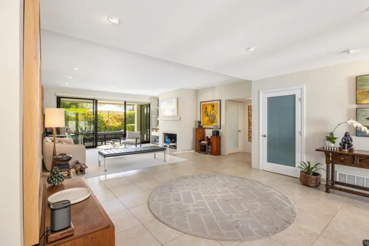 3442 E Bogert Trl-6