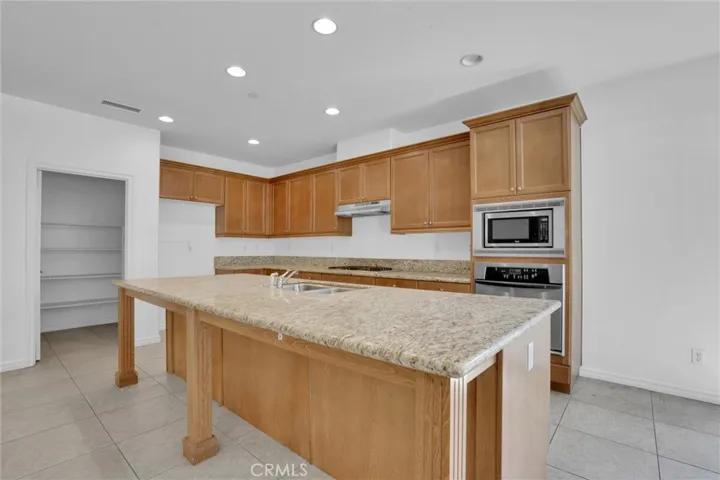 13443 Glenwood Drive, Sylmar, California 91342