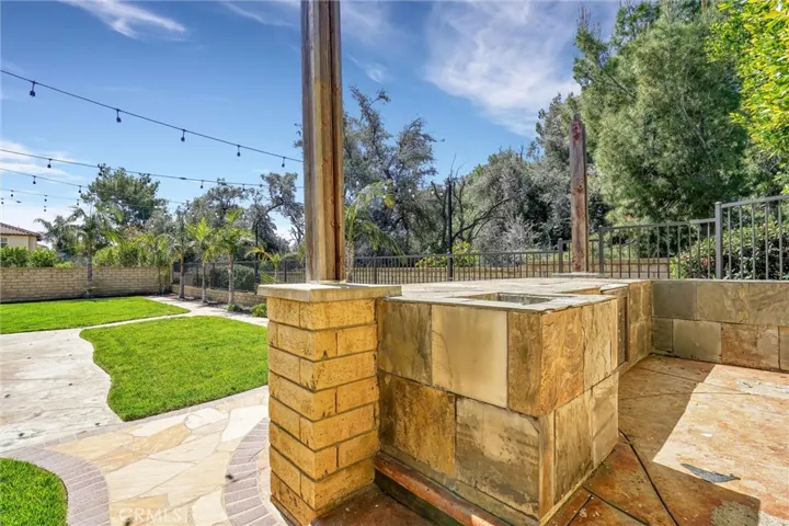 13443 Glenwood Drive, Sylmar, California 91342