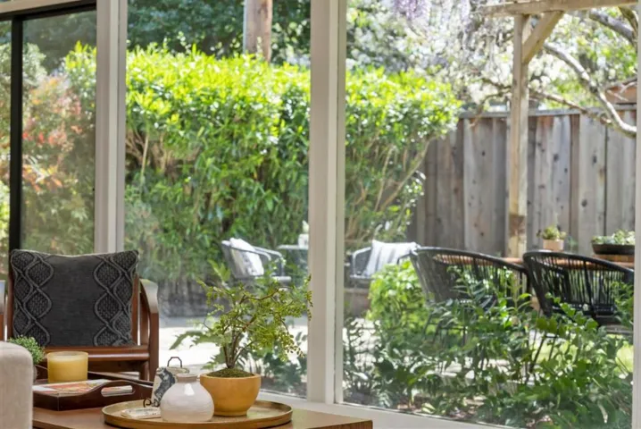 2004 Edgewood Drive, Palo Alto, California 94303