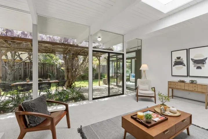 2004 Edgewood Drive, Palo Alto, California 94303