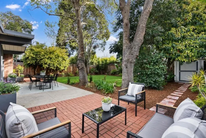 2040 Louis Road, Palo Alto, California 94303