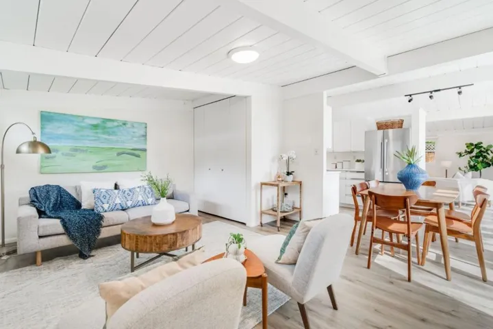 2040 Louis Road, Palo Alto, California 94303