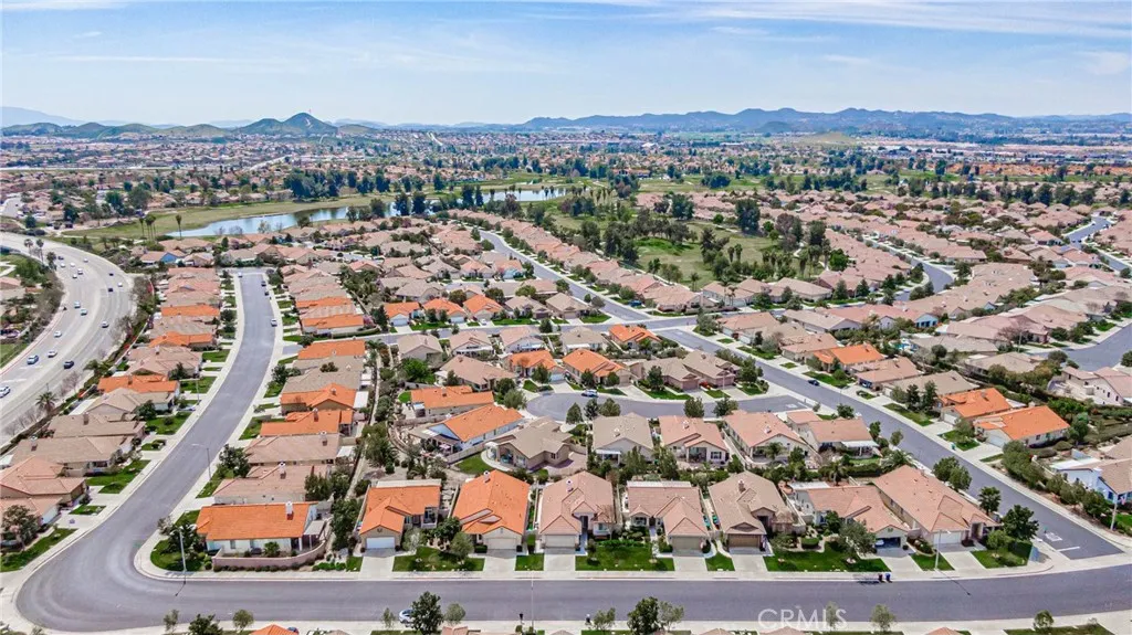 28929 Raintree Drive, Menifee, California 92584 home-pic-26