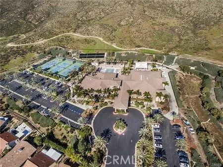28929 Raintree Drive, Menifee, California 92584 home-pic-32
