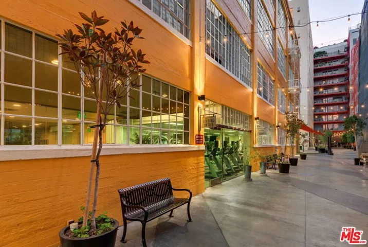 315 E 8th Street 1003, Los Angeles, California 90014