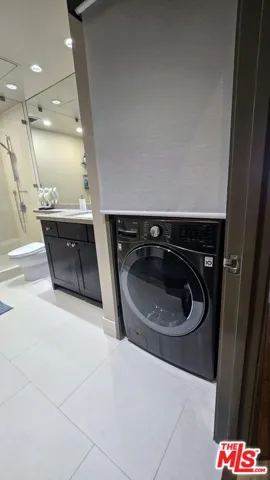 Washer / Dryer