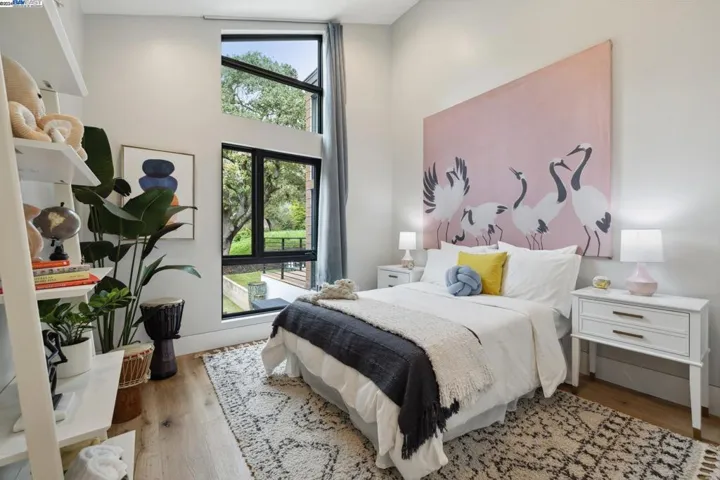 4804 Mcdonell Avenue, Oakland, California 94619