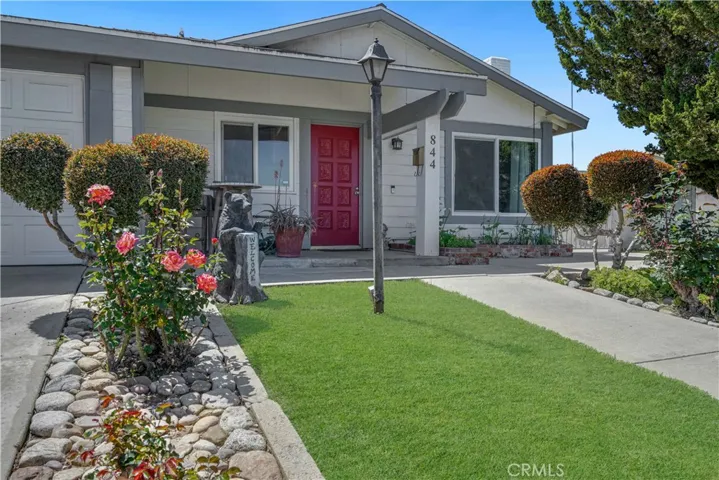 844 Camino Circle, Corona, California 92882