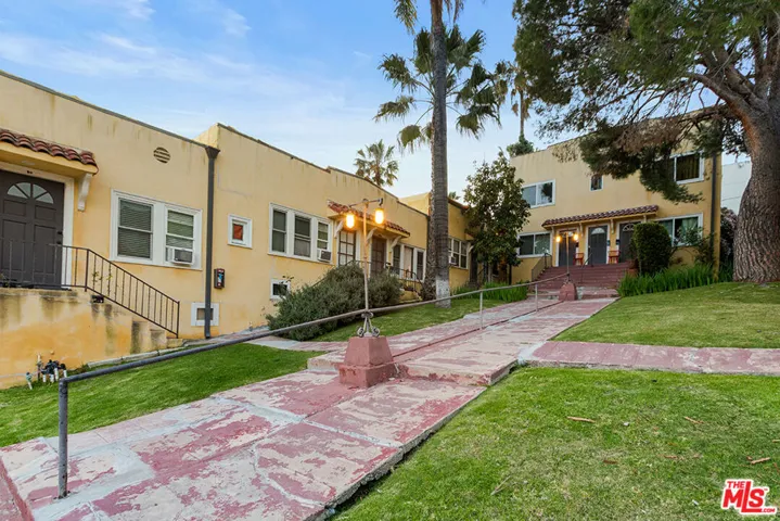 811 Kodak Drive, Los Angeles, California 90026