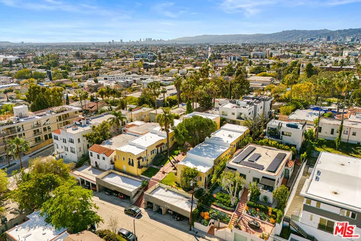 811 Kodak Drive, Los Angeles, California 90026