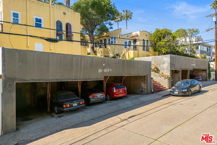 811 Kodak Drive, Los Angeles, California 90026