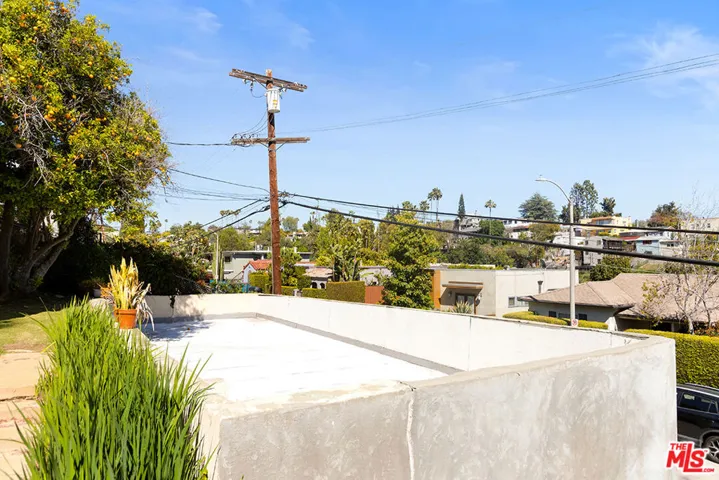 811 Kodak Drive, Los Angeles, California 90026