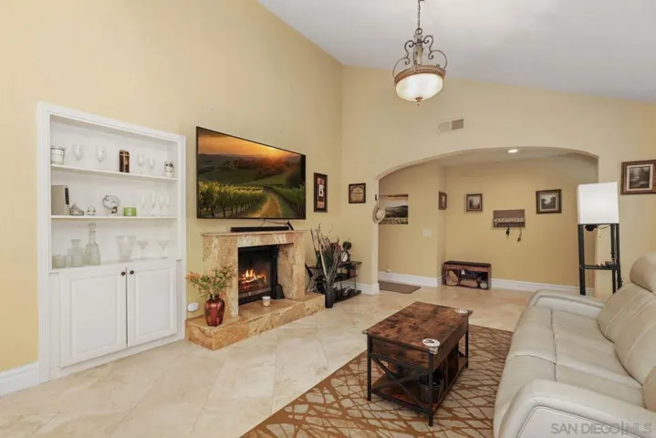 16170 Avenida Venusto Unit 51, San Diego, California 92128