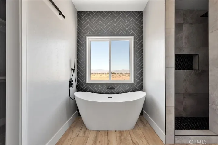 14720 Olema Road, Apple Valley, California 92307