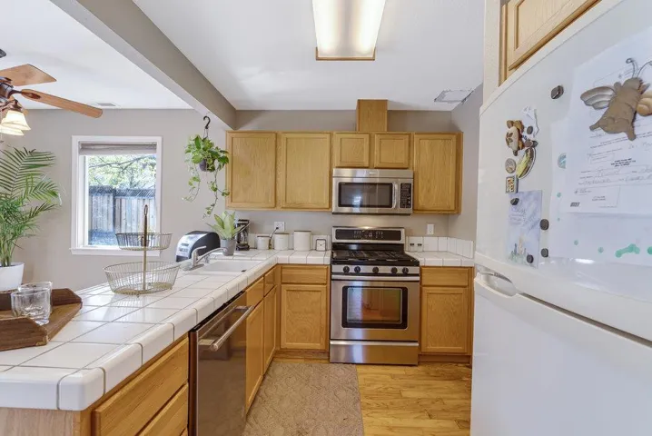 1050 Hirasaki Court, Gilroy, California 95020