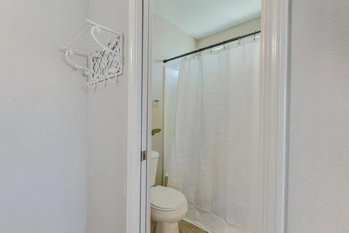 1050 Hirasaki Court, Gilroy, California 95020