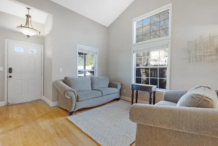 1050 Hirasaki Court, Gilroy, California 95020