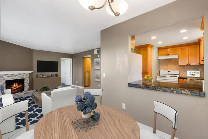 5064 Via Manos Unit A, Oceanside, California 92057