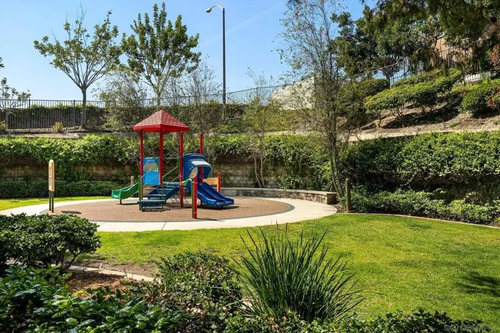 5064 Via Manos Unit A, Oceanside, California 92057