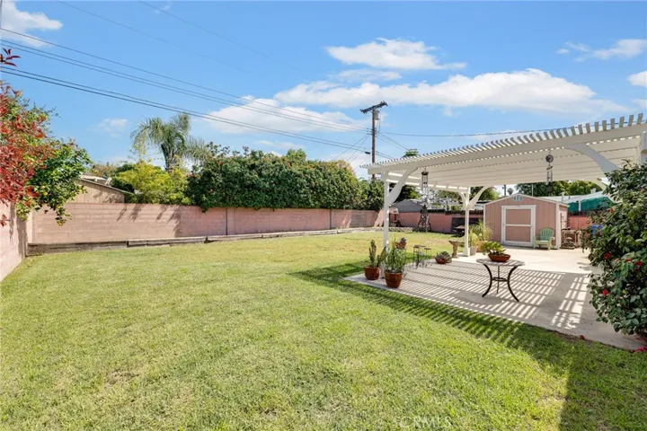 22249 Runnymede Street, Canoga Park, California 91303