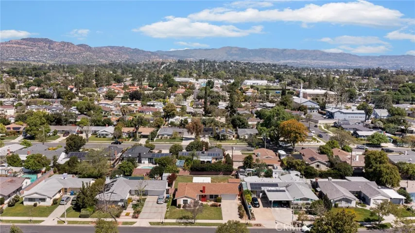 22249 Runnymede Street, Canoga Park, California 91303