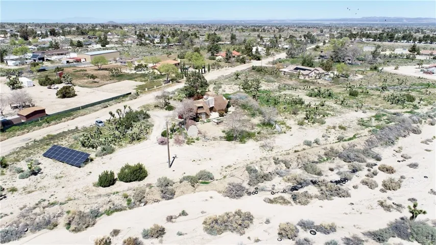 9921 Monte Vista Road, Phelan, California 92371