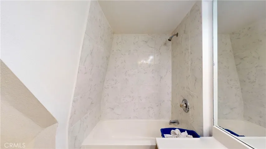 9921 Monte Vista Road, Phelan, California 92371