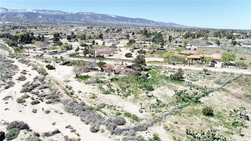 9921 Monte Vista Road, Phelan, California 92371