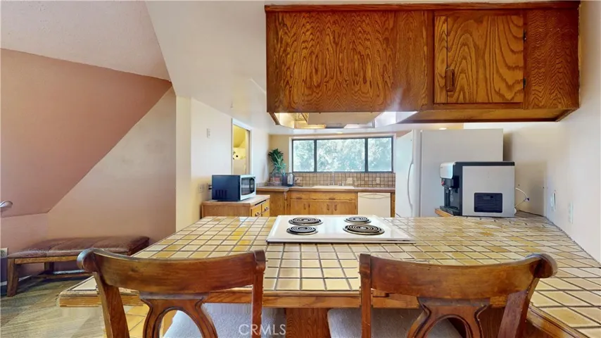 9921 Monte Vista Road, Phelan, California 92371