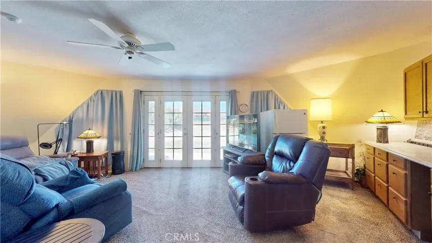 9921 Monte Vista Road, Phelan, California 92371