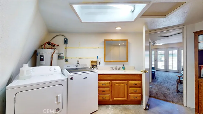9921 Monte Vista Road, Phelan, California 92371