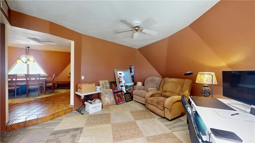 9921 Monte Vista Road, Phelan, California 92371