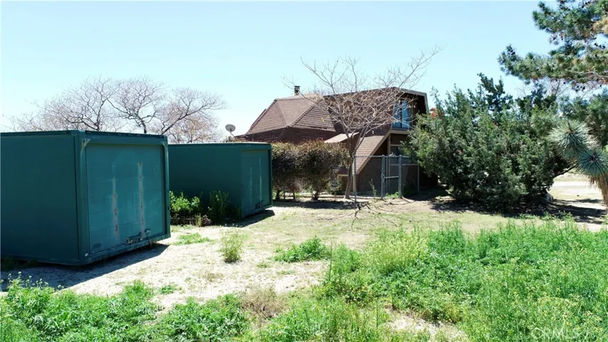 9921 Monte Vista Road, Phelan, California 92371