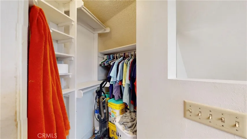 9921 Monte Vista Road, Phelan, California 92371