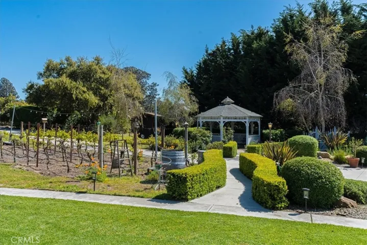 2040 Ferndale Road, Arroyo Grande, California 93420