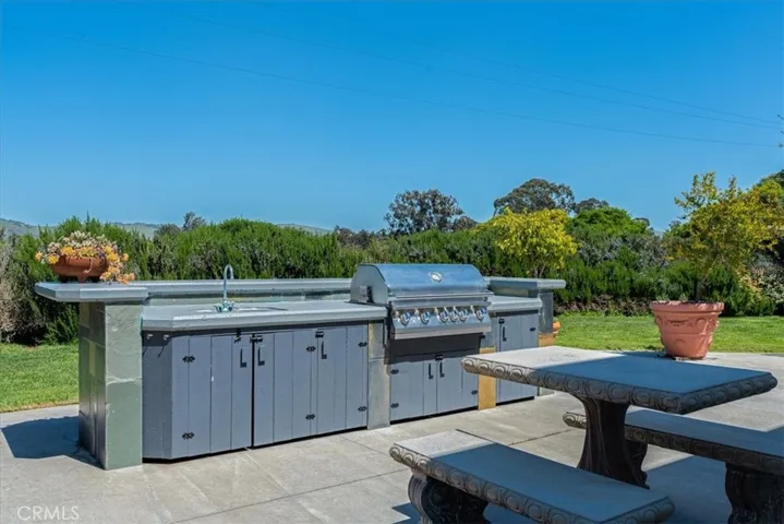 2040 Ferndale Road, Arroyo Grande, California 93420